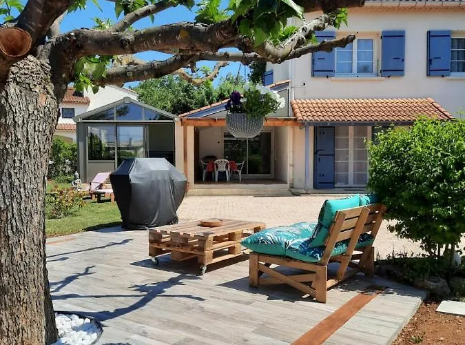 Ma Vie Là Avec Jacuzzi Privatif * Saint-Julien-de-Cassagnas